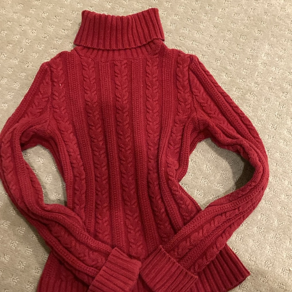 Knitted turtleneck